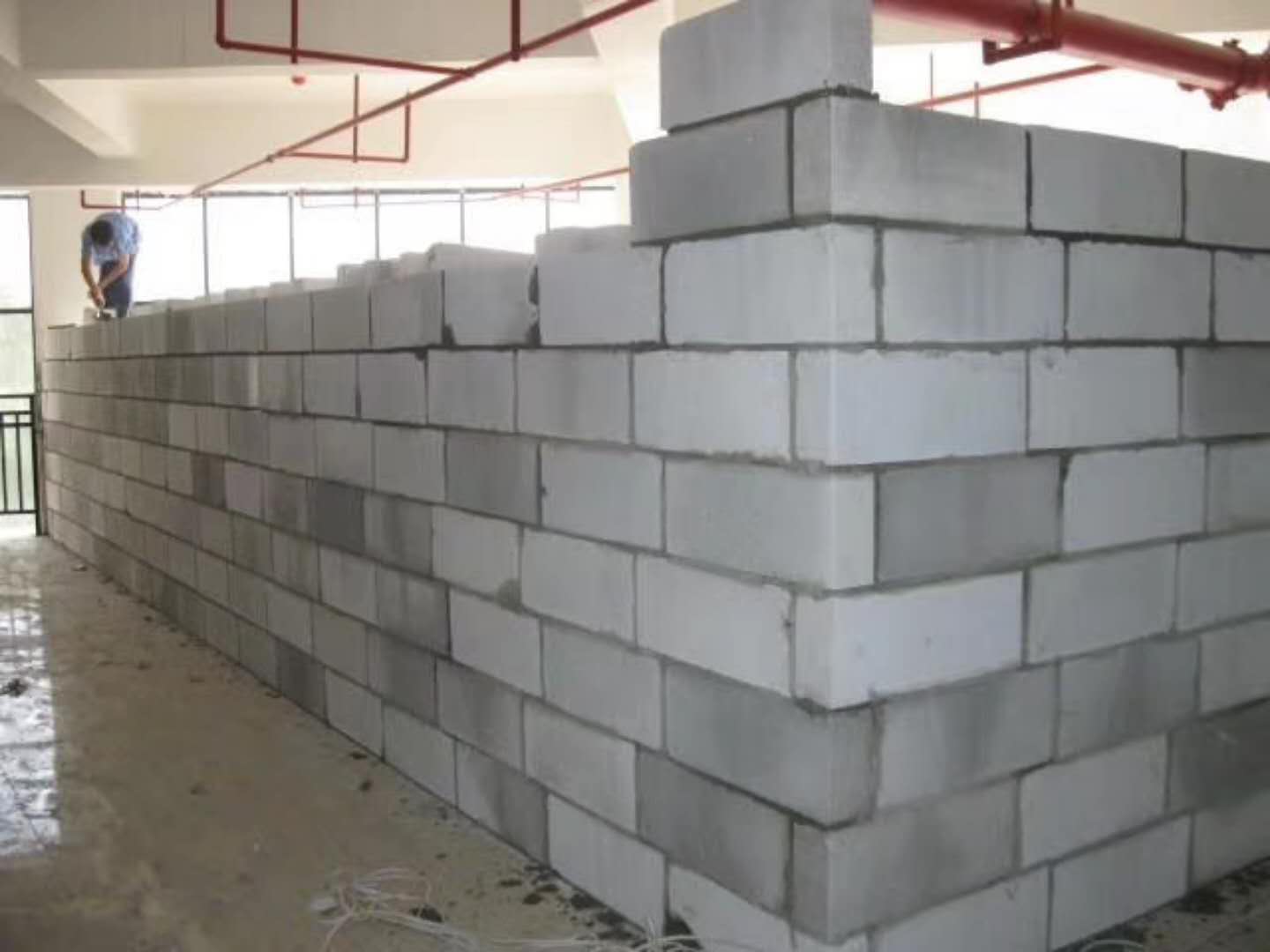 中江蒸压加气混凝土砌块承重墙静力和抗震性能的研究